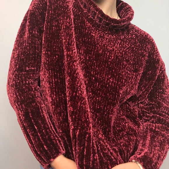 red turtle neck sweater - Picture 3 of 5